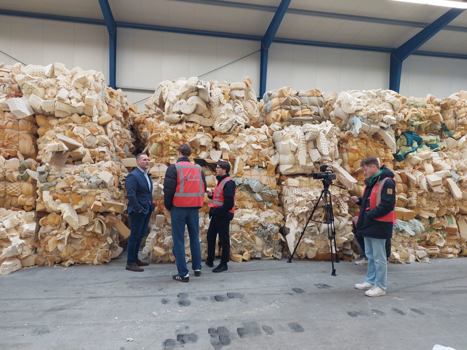 SBS6 Bouwen aan de toekomst - RetourMatras